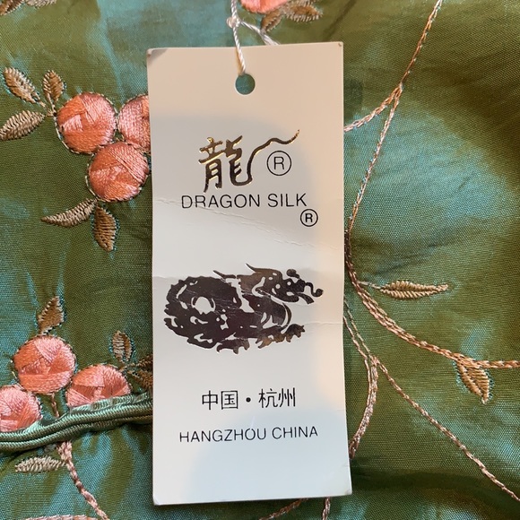 NWT DRAGON SILK Traditional Chinese Womens 100% Silk Coat. Size Large - Picture 5 of 5